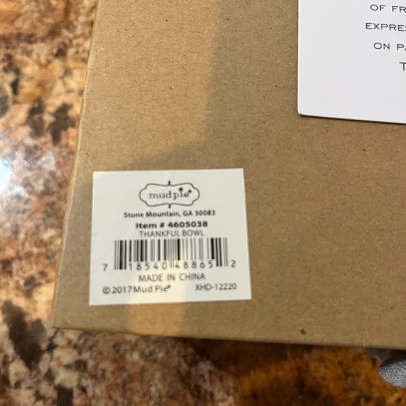 The Thankful Bowl by Mud Pie. “Be thankful, Be blessed”, Be grateful”. - Picture 4 of 8